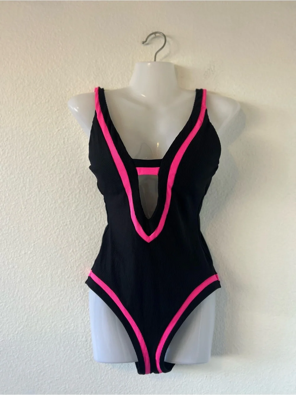Becca Rib Color Block Black One-Piece Swimsuit with Hot Pink Trim Size S